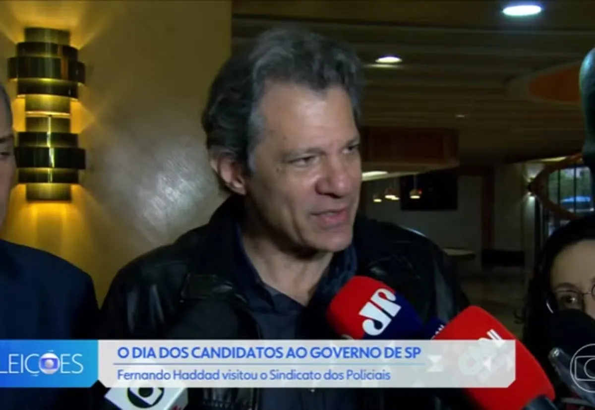 Caso Master: Haddad cobra transparência total e exige fim dos sigilos de Vorcaro em ato em SP