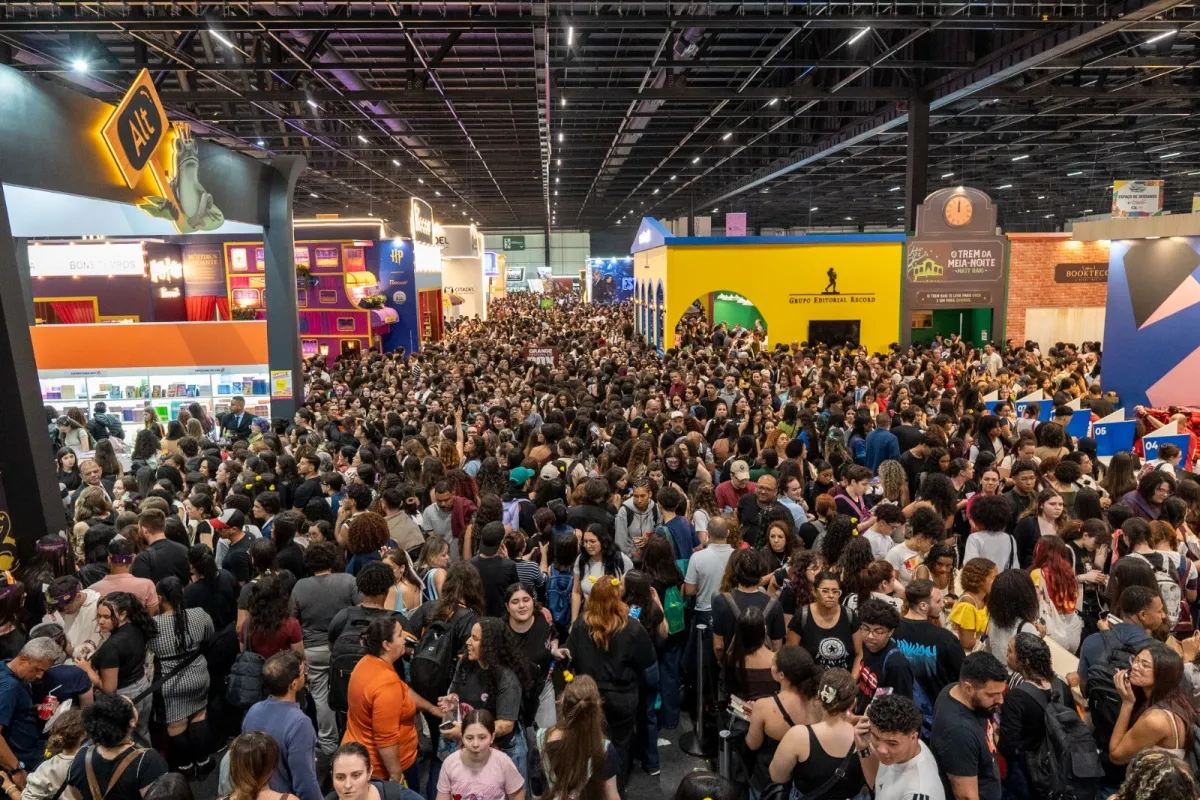 Histórico! 28ª Bienal do Livro de SP encerra com recorde de 760 mil visitantes e salto no faturamento do setor