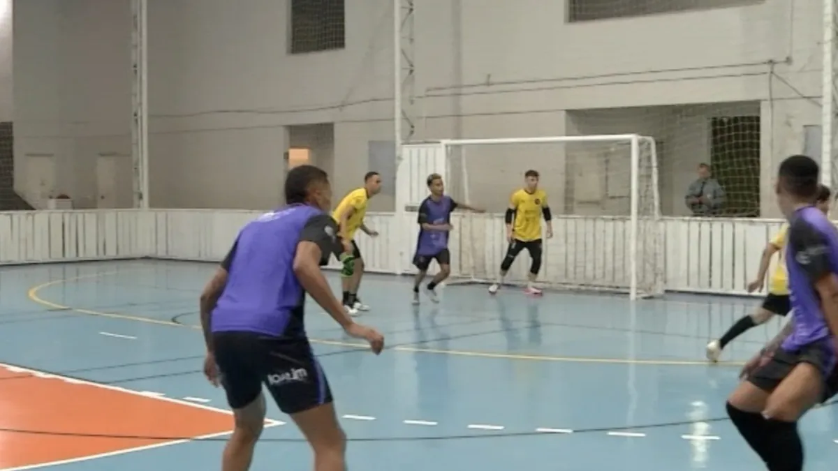 Giro de Notícias: Decisões no basquete regional, bastidores do esporte, tensão no STF e novidades na TV