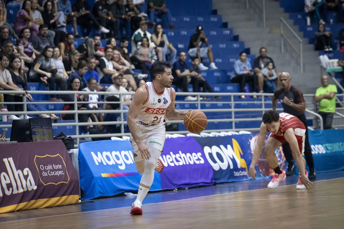 Sesi Franca atropela o Paulistano no primeiro quarto e larga na frente na semifinal do Paulista
